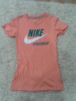 Лот: 7773622. Фото: 2. Футболка NIKE оригинальная. Женская одежда