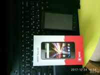 Лот: 10820018. Фото: 3. 2 телефона одним лотом smart race4g... Красноярск