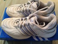 Лот: 5679097. Фото: 2. Кожаные кроссовки adidas в отличном... Женская обувь