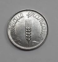 Лот: 21181171. Фото: 2. Монета Франция 5 сантимов 1961г. Монеты
