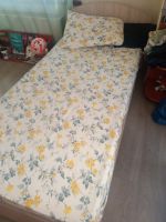Лот: 25579563. Фото: 4. Кровать бу 90*200 с матрасом практически... Красноярск