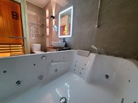 Лот: 23100217. Фото: 3. 1к. Квартира с сауной, джакузи... Недвижимость