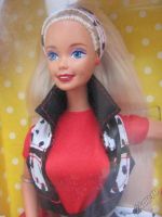 Лот: 5832619. Фото: 2. Кукла Barbie 101 далматинец 1997г... Игрушки