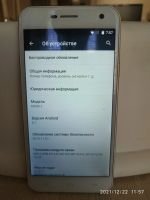 Лот: 18411475. Фото: 4. Смартфон Jinga Basco M500 3G