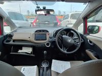 Лот: 25647724. Фото: 4. Honda Fit Shuttle 2013 г