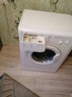 Лот: 18955453. Фото: 3. Стиральная машина indesit wisl... Бытовая техника