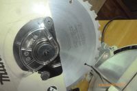 Лот: 6350133. Фото: 3. Пила торцовочная Makita LS1040F. Строительство и ремонт