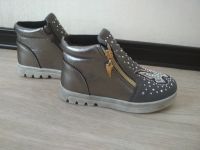 Лот: 15585696. Фото: 4. Ботинки для девочки. Новые. Красноярск