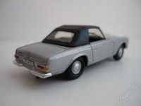 Лот: 196692. Фото: 2. Mercedes-Benz 280SL маштаб 1:72. Моделизм