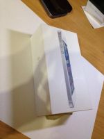 Лот: 10186320. Фото: 4. Apple IPhone 5 White
