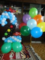 Лот: 3471851. Фото: 2. Цифры из воздушных шаров+10 гелиевых... Сувениры, подарки