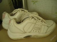 Лот: 1773343. Фото: 2. Кроссовки REEBOK. Женская обувь