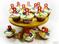 Лот: 9405708. Фото: 3. Капкейки с цветами. Продукты