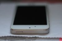 Лот: 6719721. Фото: 3. iPhone 5s gold 64gb. Красноярск