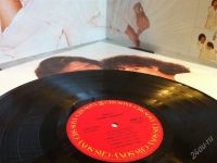 Лот: 866925. Фото: 2. Barbra Streisand "Guilty" LP CBS... Коллекционирование, моделизм