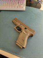 Лот: 21075327. Фото: 6. Страйкбольный пистолет Glock 19...