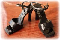 Лот: 2912024. Фото: 2. Туфли / босоножки черные лаковые... Женская обувь