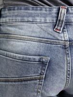 Лот: 22073907. Фото: 3. Джинсы. Одежда, обувь, галантерея