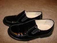 Лот: 6208648. Фото: 2. Туфли лак мальчик 28-29. Обувь