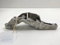 Лот: 21701511. Фото: 7. Кронштейн генератора Mazda Tribute...