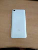 Лот: 13482154. Фото: 2. Xiaomi Mi 5 + наушники от Meizu. Смартфоны, связь, навигация