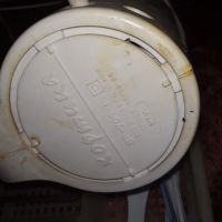 Лот: 25006678. Фото: 6. старенький надёжный мощный миксер...
