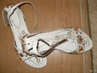 Лот: 9759145. Фото: 2. Босоножки 39 размер состояние... Женская обувь