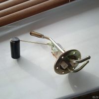 Лот: 17421983. Фото: 2. Датчик указателя уровня топлива... Автозапчасти