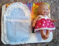 Лот: 1448538. Фото: 2. Пупсик 12 см, с комплектом из... Игрушки