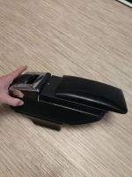 Лот: 20056890. Фото: 2. Подлокотник. Автозапчасти