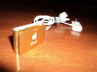 Лот: 1777846. Фото: 2. iPod shuffle 2g. Аудиотехника