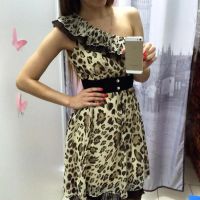 Лот: 7543134. Фото: 2. Летнее короткое леопардовое платье... Женская одежда