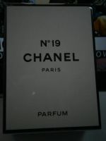 Лот: 19210971. Фото: 11. Chanel No 19 Pure Parfum 14 ml...
