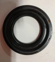 Лот: 18268754. Фото: 2. Сальник правого привода 40X66X8... Автозапчасти