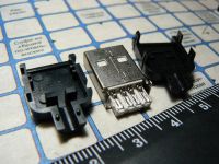 Лот: 11161525. Фото: 2. Разъём (штекер) USB с корпусом... Радиодетали  (электронные компоненты)
