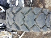 Лот: 17502862. Фото: 4. Шины для погрузчика 10-16,5 б... Красноярск