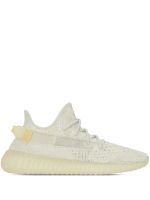 Лот: 18028006. Фото: 3. Adidas Yeezy Boost 350 V2 light... Одежда, обувь, галантерея