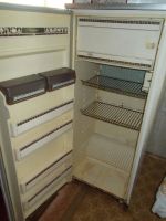 Лот: 11008252. Фото: 2. Холодильник Бирюса. Крупная бытовая техника