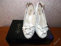 Лот: 1927644. Фото: 2. Туфли белые 36 размер Cantarini... Женская обувь