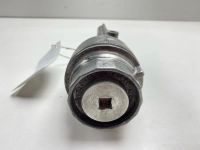 Лот: 21110740. Фото: 4. Крепление масляного фильтра Toyota... Красноярск