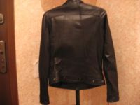 Лот: 6469641. Фото: 2. Куртка женская черная кожанная. Женская одежда
