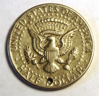 Лот: 3935834. Фото: 2. США.1/2 доллара 1974 г.Отверстие... Монеты