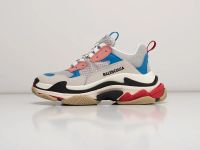 Лот: 18924284. Фото: 2. Кроссовки Balenciaga Triple S. Женская обувь