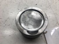 Лот: 20386756. Фото: 2. Поршень Audi A4 2003 06B107065AG... Автозапчасти