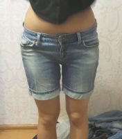 Лот: 4317245. Фото: 2. Джинсовые шорты Zara, р.44. Женская одежда