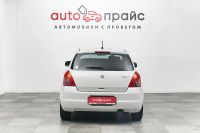 Лот: 19584533. Фото: 6. Suzuki Swift, III 1.2 CVT (90...