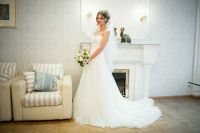 Лот: 11185458. Фото: 2. Свадебное платье. Свадебная мода