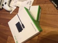 Лот: 13360199. Фото: 6. Xbox One S 1 Тб, 2 джойстиках...