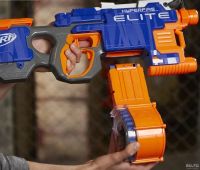 Лот: 17006015. Фото: 3. Новый оригинальный бластер Nerf... Дети растут