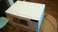 Лот: 10498235. Фото: 2. Микроволновка Samsung M945 R чистая... Мелкая бытовая техника